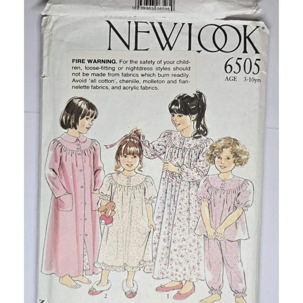 New Look 6505 Girls Nightwear Sewing Pattern Size 3-10 Uncut Dressing Gown PJ